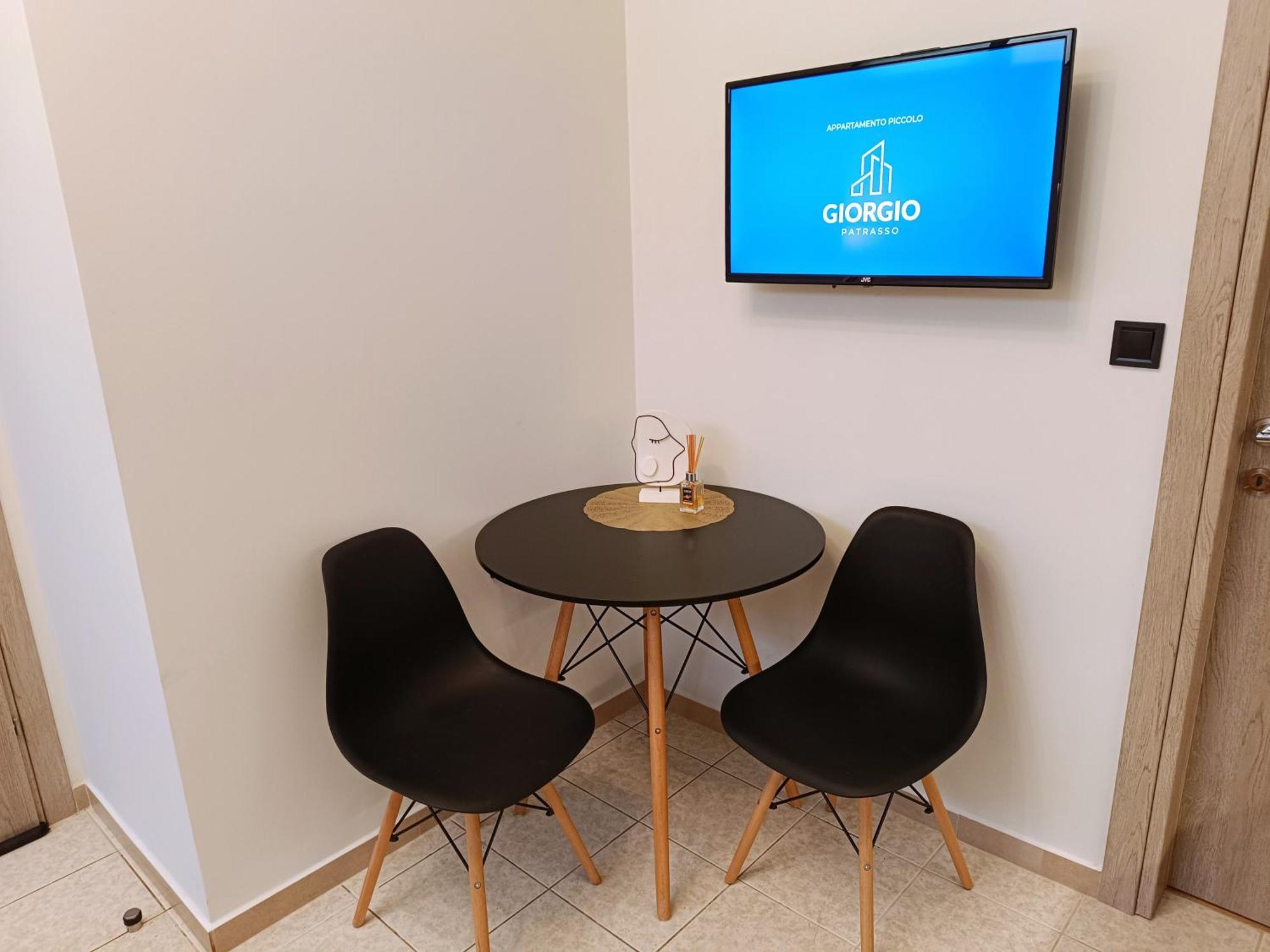 Giorgio Patrasso - Micro Apartment In The Center Of Pátra Eksteriør bilde